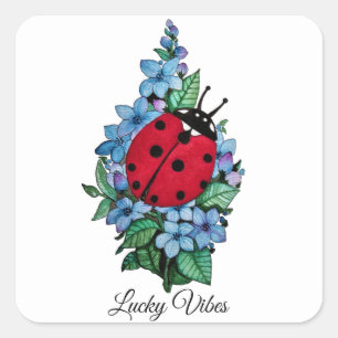 Wasserfarbener Niedlicher Ladybird mit blauen Blum Quadratischer Aufkleber