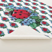 Wasserfarbener Niedlicher Ladybird mit blauen Blum Sherpadecke (3/4)