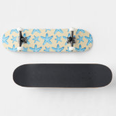 Wasserfarbenes Blau Seestern Muster Skateboard (Horizontal)