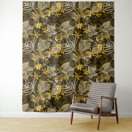 Wasserfarbenes blumengelb-braunes Muster. Wandteppich (Beispiel)