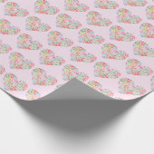 Wasserfarbenes Blumenherz auf Rosa Geschenkpapier (Ecke)