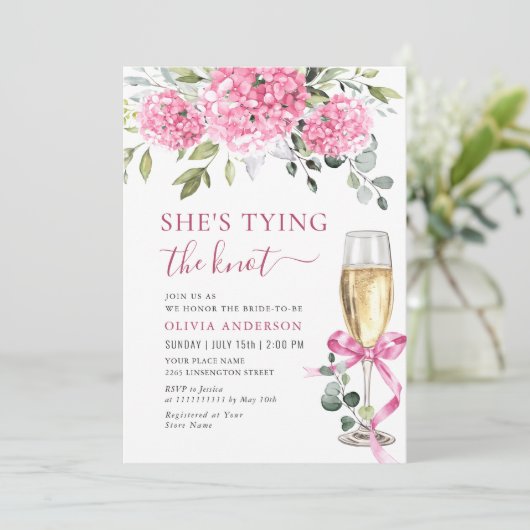 Wasserfarbenes Brautparty Hydrangea Einladung (Stehend Vorderseite)