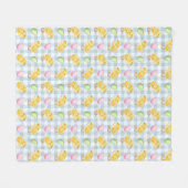 Wasserfarbenes Küken und Eier auf blauem Gingham-M Fleecedecke (Vorderseite (Horizontal))
