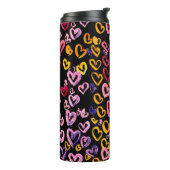 Wasserfarbenes nahtloses Muster mit Herzen. Thermosbecher (Nach links gedreht)