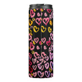 Wasserfarbenes nahtloses Muster mit Herzen. Thermosbecher (Rückseite)