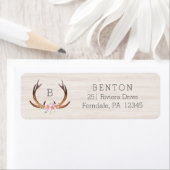 Wasserfarbenfrohe Hirsche Antler mit Blumenstrauß (Insitu)