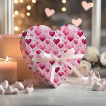 Wasserfarbenherzen verzaubern | Polka Dots Muster Geschenkpapier<br><div class="desc">Perfekt für Hochzeiten, Brautpartys, Babyduschen, Geburtstage, Valentinstag und andere besondere Anlässe, die eine Mischung aus ultra-femininer Eleganz und spielerischem Charme fordern, garantiert dieses bezaubernde Wasserfarbenherz und Polka-Dots-Muster, dass alle Altersgruppen begeistern und begeistern. Das zarte Design verleiht jedem Fest eine Touch von Launen und ist somit die ideale Wahl, um den...</div>