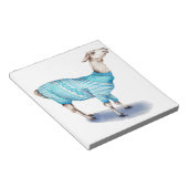 Wasserfarbenlama in blauem Pullover Notizblock (angewinkelt)