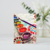 Wasserfarbenmalerei und Pinsel auf Blume Postkarte (Stehend Vorderseite)