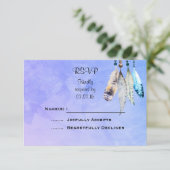 Wasserfarbenperlen 'n Feathers Wedding RSVP (Stehend Vorderseite)