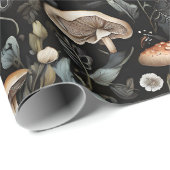 Wasserfarbenwald Grüne Pilze fallen Geschenkpapier (Rolleneckpunkt)