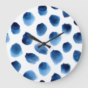 Wasserfarbige blaue Punkte: Handgemalt nahtlos Große Wanduhr
