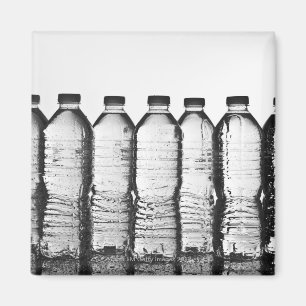 Wasserflaschen im Studio Magnet