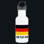 Wasserflaschen unter deutscher Flagge für Deutschl Edelstahlflasche<br><div class="desc">Personalisierte Edelstahlflaschen aus Edelstahl für Skandinavien. Spezielle, glänzende Metallflasche in vielen Farben. Ideal für sportliche Teams und Aktivitäten im Freien. Basketball, Baseball, Fußball, Tennis, Fußball, Volleyball, Wandern, Wandern, Camping, Laufen, Bahn und Feld, Reisen usw. Persönlich mit Ihrem eigenen Namen, Jersey-Nummer, Initialen oder Slogan in großen Buchstaben. Coole moderne Typografie. Geeignet...</div>