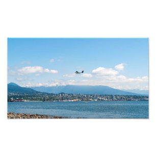 Wasserflugzeug startet über der Bucht von Vancouve Fotodruck