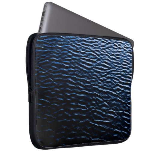 WASSERFLÜSSIGKEIT LAPTOPSCHUTZHÜLLE (Vorne Rechts)