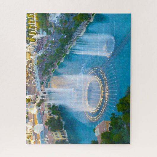 Wasserfontänen in Las Vegas Puzzle (Vertikal)