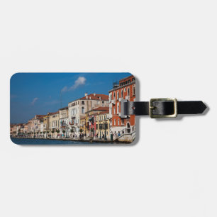 Wasserfront entlang des Grand Canal in Venedig Gepäckanhänger