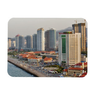 Wasserfront mit Stadtansicht von Yantai, Shandong Magnet