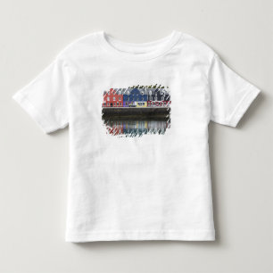 Wasserfront, Tobermory, Insel Mull, Schottland, Kleinkind T-shirt