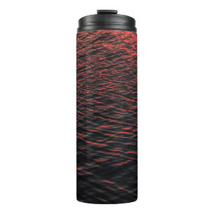 Wasserkörper bei Sonnenuntergang Thermosbecher