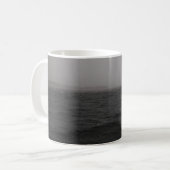 WASSERKÖRPER MIT SCHWEREM REGEN KAFFEETASSE (Vorderseite Links)