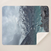 WASSERKÖRPER MIT ÜBERBLICK ÜBER BERGE WÄHREND DES  SHERPADECKE (Vorderseite (Horizontal))