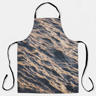 Wasserkörper tagsüber schürze