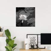Wasserlilie in Blüte Poster (Heimbüro)