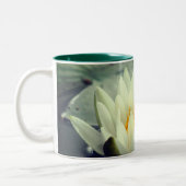 Wasserlilie Lotus Nah Personalisiert Zweifarbige Tasse (Links)