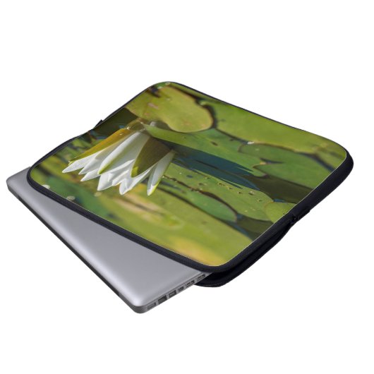 Wasserlily Blossom Laptopschutzhülle (Vorne Knopf)