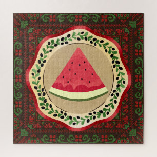 Wassermelone auf Olivenplatte mit palästinensische Puzzle