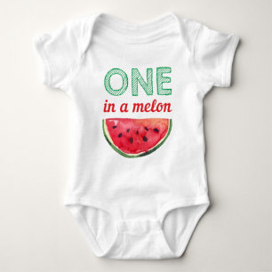Wassermelone eine Melone-im niedlichen Baby Strampler