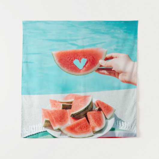 Wassermelone in Scheiben auf weißem Papier Wandteppich (Vorderseite)