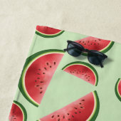 Wassermelonen-Fruchtmuster auf Grün mit Individuel Strandtuch (Beispiel)