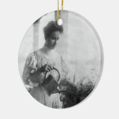 WässernPflanzen-Porträt Helens Keller Keramikornament (Links)