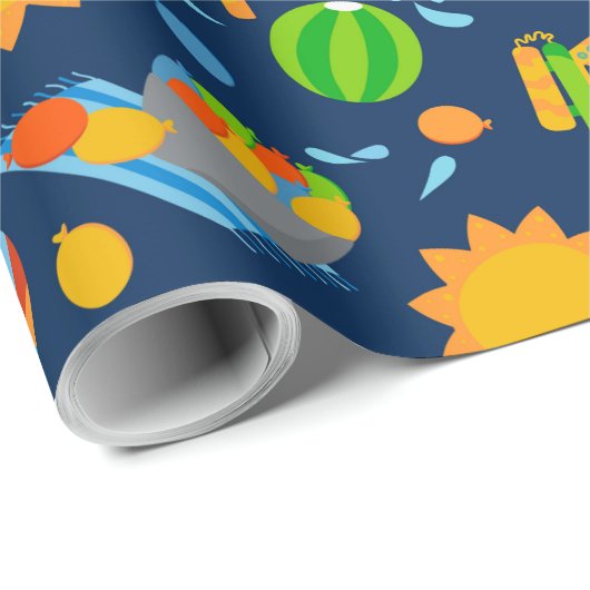 Wasserpistolen Wasserballons Sommerkinder Muster Geschenkpapier (Rolleneckpunkt)