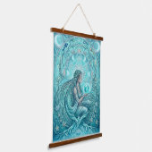 Wasserpriesterin Wandteppich Mit Holzrahmen (Gewinkelt)