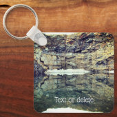 Wasserreflektion an der Felsenwand Personalisiert Schlüsselanhänger (Vorderseite)