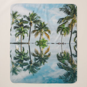 WASSERREFLEXION VON KOKOSPALMEN SHERPADECKE