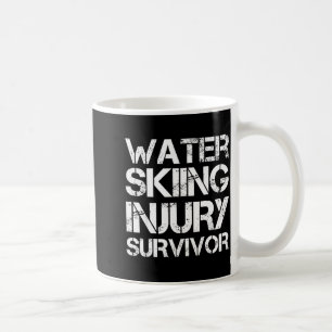 Wasserski-Unfallüberlebender Kaffeetasse