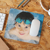 Wasserskilauf hinter einem Speedboot Mousepad