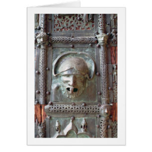 Wasserspeierplatte von der links Tür des Portals,