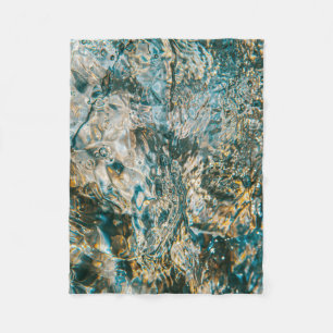 Wasserspritze in nah-up-Fotografie Fleecedecke