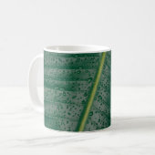 Wassertropfen auf Bananenblättern Kaffeetasse (Vorderseite Links)