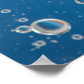 WASSERTROPFEN AUF BLAUEN KUNSTSTOFF POSTER (Ecke)