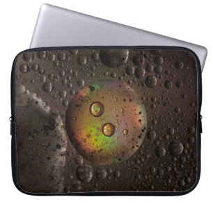 Wassertropfen auf Glasplatte Laptopschutzhülle