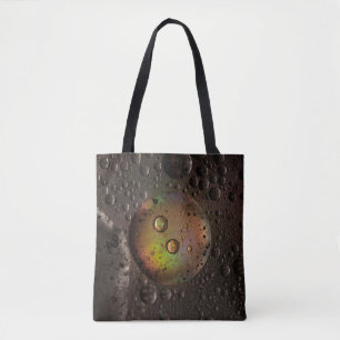 Wassertropfen auf Glasplatte Tasche