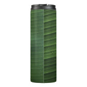 Wassertropfen auf grünem Blatt Thermosbecher (Rückseite)