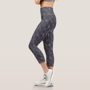 Wassertropfen auf Metall Capri Leggings